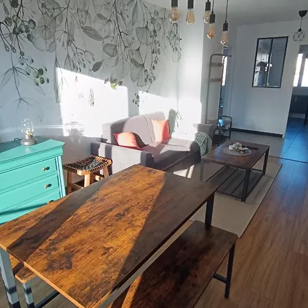 Le Celadon Apartament *